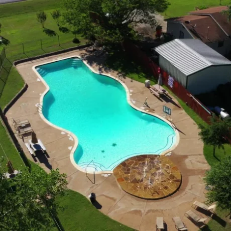 Swimming pool at Dallas NE Campground